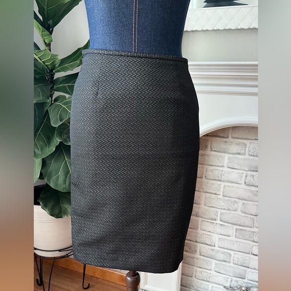 SOLD! Calvin Klein 2 Piece Set Skirt And Jacket Size 2 - Picture 8 of 8